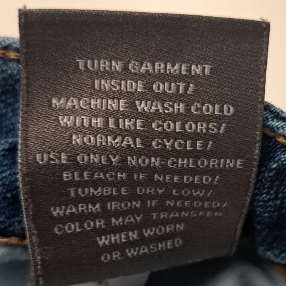 Torrid Denim Mid Rise 5" Blue Jean Shorts Women's Plus 20 - Picture 8 of 8